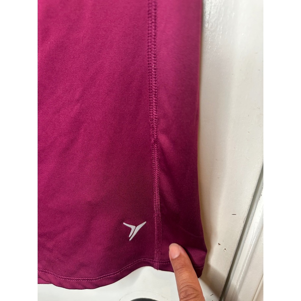 Old Navy Active Womens Semi-Fitted Running Shirt Berry Pink Mesh Back Small